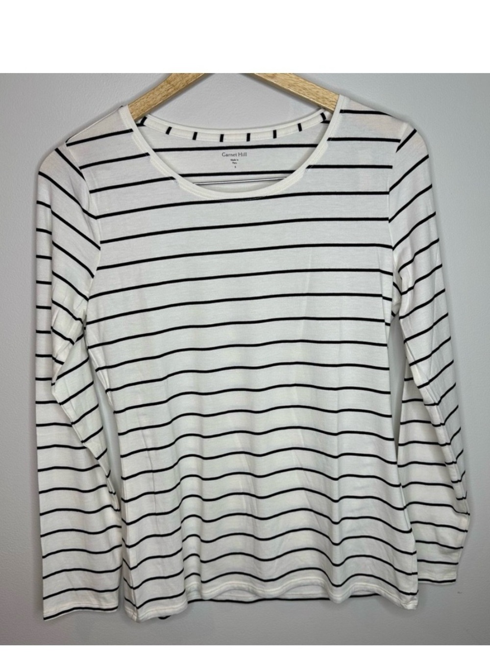 Garnet Hill Essential Long Sleeve Tee in Black and White Stripe Small EUC